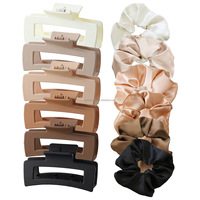 Ensemble de 12 pinces à cheveux et chouchous BELLEWORLD de l'usine coffret cadeau emballage personnalisé pinces à griffes givrées de 10.5cm avec chouchou en satin
