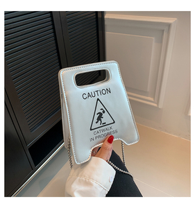 Migliori nuovi prodotti moda impermeabile catena di tendenza segnale di avvertimento a forma di tracolla borsa da donna - Product Image 2