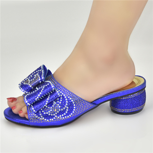 Sinya scarpe tacco basso 5CM pantofole da <span class=keywords><strong>donna</strong></span> in oro pum da <span class=keywords><strong>donna</strong></span> Nigeria <span class=keywords><strong>sandali</strong></span> Casual per feste di nozze africane - Product Image 4