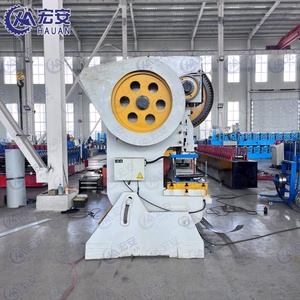 Équipement de traitement automatique de supports photovoltaïques en acier laminé à chaud avec moteur de boîte de vitesses PLC - Product Image 3