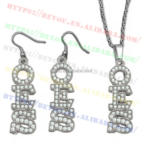 Nouveau Style Vintage Université Alphabet Grec Fraternité Chaussure Forme Pendentif Charme pour Enfants Bracelet Collier