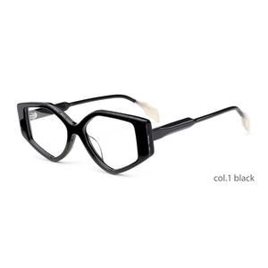 Lunettes rétro à monture noire épaisse Stock Fashion Luxury Custom Uv400 Protection Square Idd Shape Myopia Lens - Product Image 2