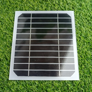 <span class=keywords><strong>Precio</strong></span> <span class=keywords><strong>de</strong></span> fabricación Panel fotovoltaico Guangdong Placa solar <span class=keywords><strong>de</strong></span> vidrio templado 4,5 W 5,5 V Panel solar personalizado para luces decorativas - Product Image 3