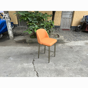 Chaise de bar et de restaurant moderne de luxe léger en <span class=keywords><strong>cuir</strong></span>, métal, cuivre et acier inoxydable, à pieds hauts et robustes, modèle BC046 - Product Image 1
