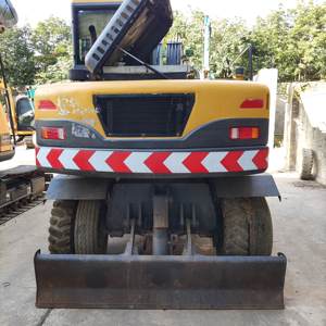 Volvo-excavadora de ruedas de 6 toneladas LG670, segunda mano, buen estado - Product Image 5