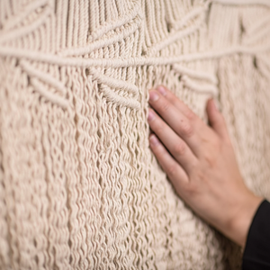 Macramé fait à la main tenture murale Unique coton corde Art décor pour la maison Style traditionnel classique pour la décoration de vacances de Noël - Product Image 1