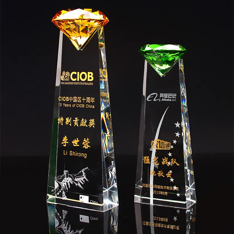 Honor of crystal Diamond crystal trophy dengan Logo ukiran/Piala berlian kristal bening/Penghargaan Kristal Berlian untuk hadiah bisnis