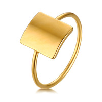Accessoires de mode bague Simple lisse gravée bagues en acier inoxydable plaqué or 18K