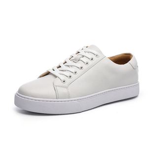 Zapatos de Cuero Genuino para Hombre, Talla Grande, Estilo Británico, Suela Gruesa, Casuales, de Cuero de Primera Calidad, Hechos a Mano - Product Image 1