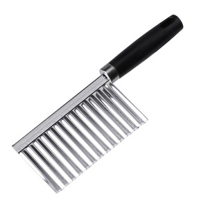 Coupe-frites manuel en acier inoxydable à bords ondulés pour pommes de terre, légumes et fruits – Ustensile de cuisine - Product Image 5