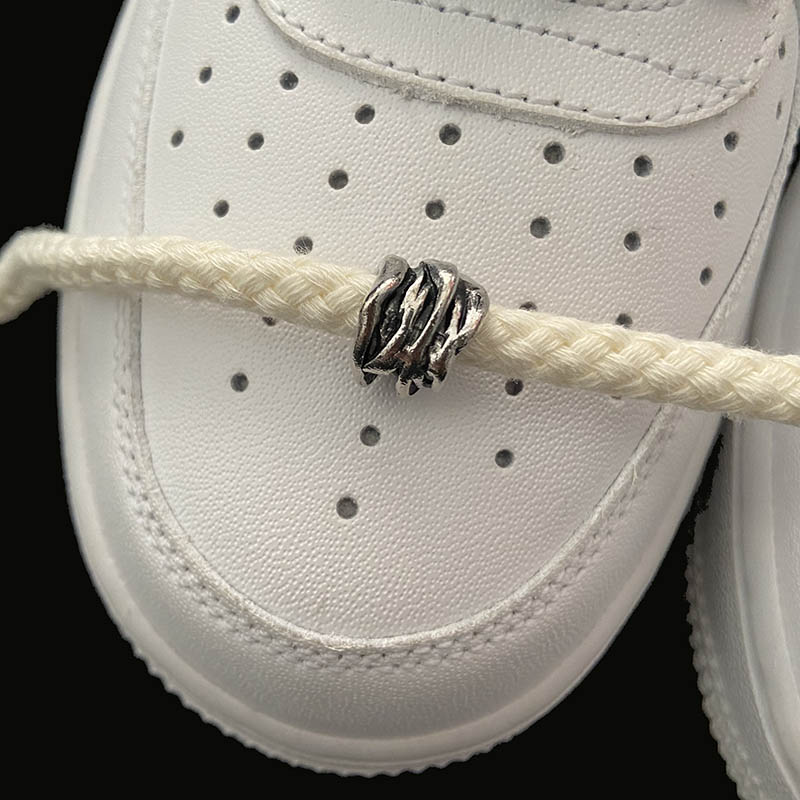 แหวนเหล็กเงิน