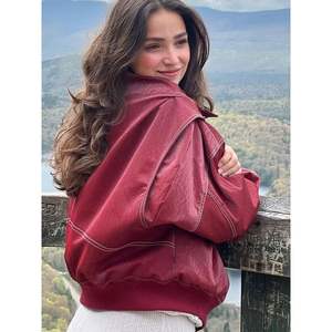 Chaqueta de cuero roja personalizada 2026 para mujer, con cremallera, estilo motociclista, cortavientos, para otoño, de manga larga, tela tejida - Product Image 2