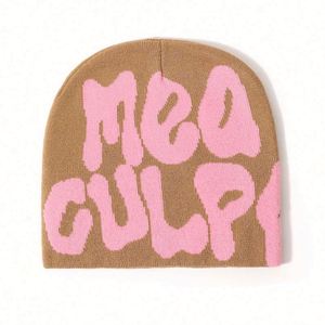 Bonnet en acrylique tricoté jacquard gaufré avec logo brodé personnalisé YKH, idéal pour hommes et femmes, prêt pour les voyages – Vente en gros - Product Image 1