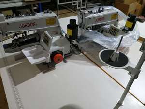 Machines à <span class=keywords><strong>coudre</strong></span> industrielles Jukis 373 d'occasion de fabrication japonaise, de bonne qualité et à <span class=keywords><strong>prix</strong></span> avantageux, <span class=keywords><strong>machine</strong></span> à <span class=keywords><strong>coudre</strong></span> les boutons, <span class=keywords><strong>machine</strong></span> à attacher les boutons, Gambie - Product Image 2