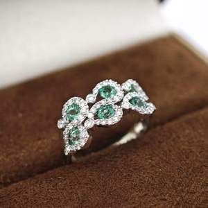 UM jewelry 18k green gemstone lab-grown <b>diamond</b> <b>ring</b>, unisex daily wear, wedding anniversary gift - Product Image 4