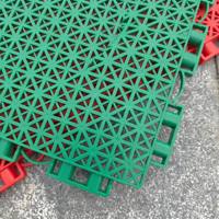 Revêtement de sol modulaire en plastique suspendu, emboîtable et amovible pour surfaces multisports