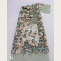 Tissu en tulle brodé de fleurs 3D en ruban, orné de perles et de paillettes, pour robe de mariée et robe de soirée