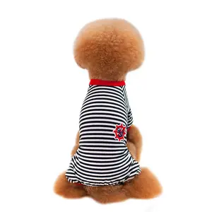 Sıcak satış yeni tasarım düşük fiyat köpek ceket kış kedi köpek pamuklu pijama Feets ile Pet ceket elbise