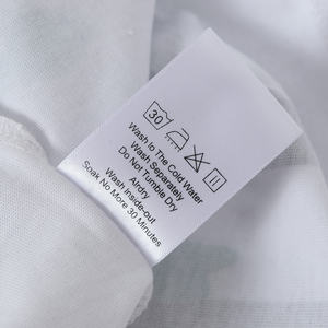 T-shirt 100% Cotone con Scritta AWFUL LOT of COUGH SYRUP Maglietta di Alta Qualità Oversize a Maniche Corte da Uomo - Product Image 2