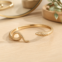Ensemble de bagues et bracelets ajustables en forme de serpent doré, style exagéré et haut de gamme, pour femme