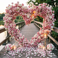 Arche de fleurs en forme de cœur personnalisée avec des roses blanches et rouges, fleurs artificielles en soie pour les mariages et les fêtes