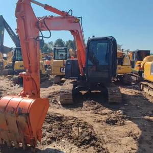 Mini-pelle hydraulique à chenilles d'occasion Hitachi Zx70, 7t, en bon état - Product Image 2