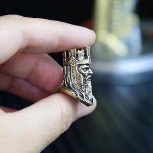 Colgante de metal trenzado DIY King Head, dijes punk hechos a mano, cuentas de latón con forma de cuchillo para accesorios EDC, accesorios para exteriores y fidget spinners - Product Image 4