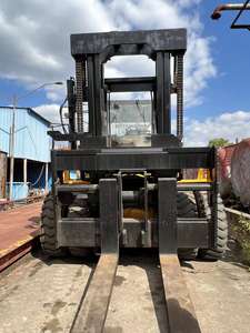 Chariot élévateur d'occasion KOMATSU FD250 pour travaux de terrassement - Offre Spéciale - Product Image 6