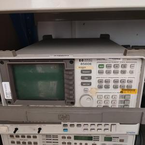 Analyseur RF Keysight 8560E 30Hz-2.9GHz 002 Tracking Gen d'occasion - Product Image 2