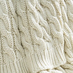 Manta de punto trenzado OEKO-TEX de doble cara con forro Sherpa, venta al por mayor directa de fábrica, fabricante de mantas de punto trenzado para sofá - Product Image 5