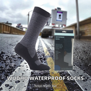 Vestido Musulmán para Wudhu 100% Impermeable y Transpirable, con Forro Térmico Coolmax Merino, Antideslizante, para Invierno, Ciclismo, Caza y Pesca - Product Image 2