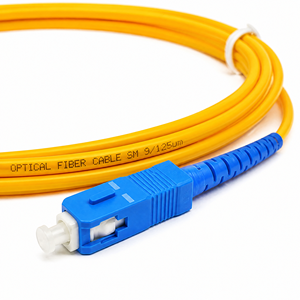 Cordon de brassage <span class=keywords><strong>fibre</strong></span> <span class=keywords><strong>optique</strong></span> monomode SC UPC Simplex 900 micromètres avec gaine PVC LSZH pour interconnexion de stations de base FTTA - Product Image 2