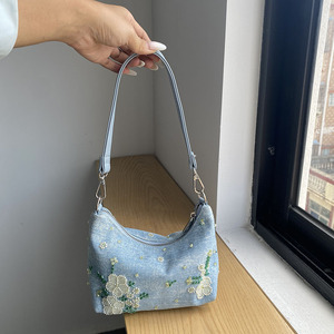 Bolso de mano con bordado de cuentas de perlas y <span class=keywords><strong>lentejuelas</strong></span> florales, bolso de hombro con cremallera de estilo chino Retro para mujer, adecuado para vacaciones - Product Image 1
