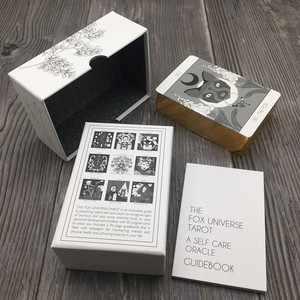 Cartes de tarot et jeux d'oracle personnalisés OEM, impression couleur intégrale, cartes de tarot et cartes d'oracle pour la divination spirituelle - Product Image 1