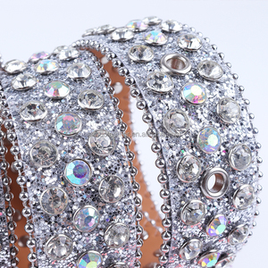 Ceintures en cuir PU pour hommes et femmes avec logo personnalisé en strass et cristaux, boucle en alliage SUNDO, vente en gros - Product Image 4