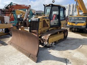 Caterpillar CAT D5k XL d'occasion Bulldozers d'occasion Tracteur hydraulique sur chenilles CAT D5k D5h D5 D4 D3 Bouteur à vendre - Product Image 4