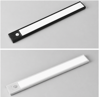 Barre lumineuse LED à induction humaine rechargeable avec détecteur de mouvement, veilleuse magnétique à coller pour placard, armoire, cuisine