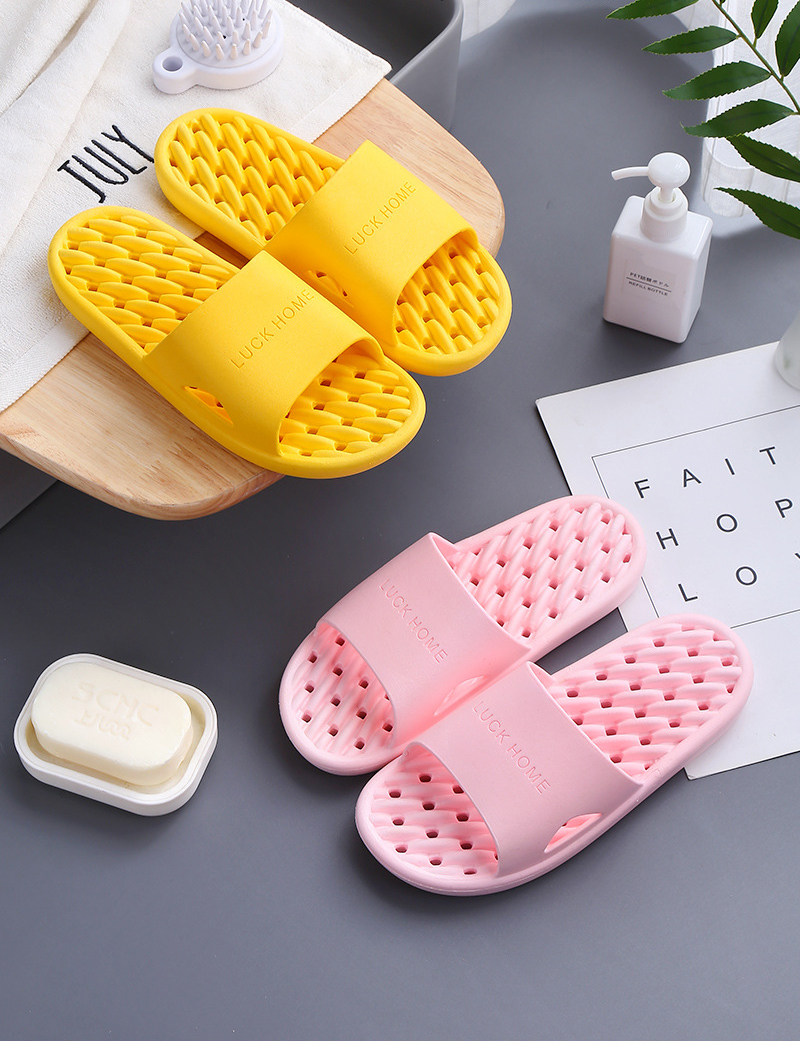 Wholesale Women and Men Home Slides Shoes Bathroom Indoor PVC Slippers