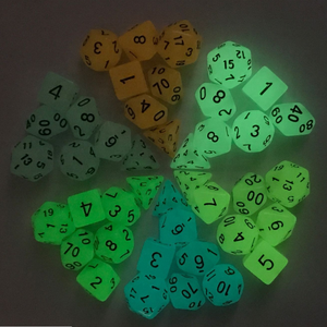 Ensemble de 7 dés polyédriques fluorescents avec chiffres numériques pour jeux de rôle de table – Collection de dés brillants - Product Image 1