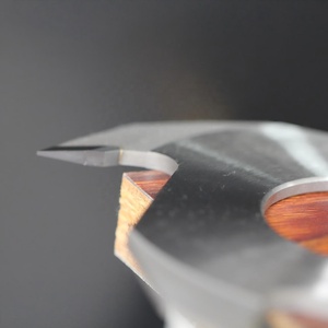 Cortador de Juntas de Madera con Diseño de Cuatro Filos y Orificio de Montaje Central - Product Image 2