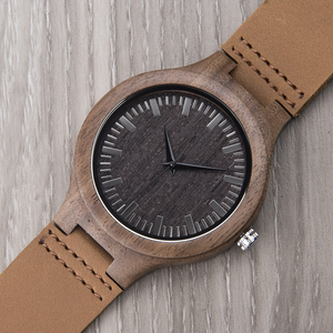 Orologio da uomo in legno naturale con Logo personalizzabile all'ingrosso con cinturino in pelle al quarzo con cinturino miglior regalo <span class=keywords><strong>per</strong></span> <span class=keywords><strong>marito</strong></span> - Product Image 5