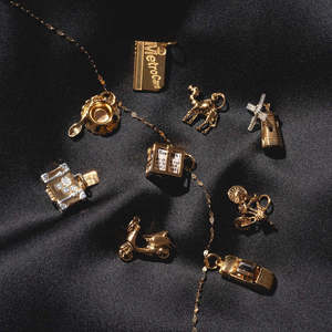 Souvenir de voyage |   Breloques en laiton plaqué or 18 carats pour la création de bijoux DIY |   Pendentif vintage, moulin à vent, vélo, <span class=keywords><strong>taxi</strong></span>, valise, tasse à thé - Product Image 2