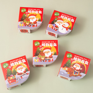 Coffret Cadeau de Plantes en Pot Miniatures pour Noël, Idéal pour Enfants et Cadeaux de Fêtes, en Papier avec Impression Numérique - Product Image 3