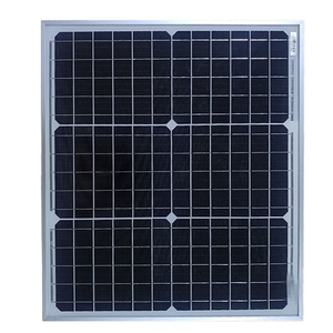 Batterie intégrée, panneau solaire 30W, alimentation de secours 12V pour les voyages et l'utilisation en extérieur - Product Image 1