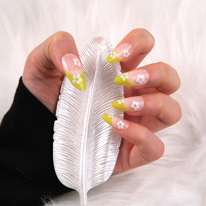 <span class=keywords><strong>Faux</strong></span> ongles longs en amande à presser, vert néon avec motif marguerite blanche, finition brillante nude pour femmes - Product Image 3