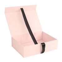 Emballage de boîte cadeau magnétique de luxe CHAUDE Poignée de ruban Pliant Logo personnalisé Papier de carton rigide noir rose Insertion de vêtement