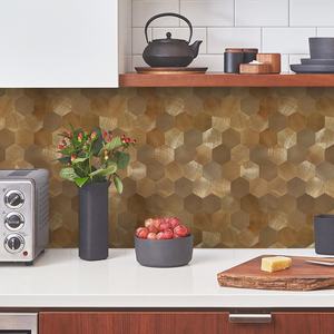 Le best-seller Carreau métallique hexagonal en cuivre à décoller et coller Carreaux muraux auto-adhésifs pour une transformation sans effort du style de la maison - Product Image 6