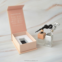 Boîte-cadeau magnétique pliable personnalisée de luxe en papier, boîte d'emballage de bouteille de parfum de voiture