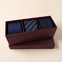 Emballage pliable magnétique en carton rigide noir recyclable avec logo personnalisé en relief pour vêtements, cosmétiques et chaussures