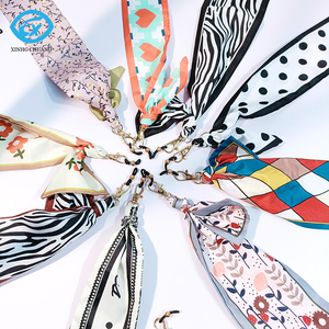 Cadena de <span class=keywords><strong>gafas</strong></span> de metal de nueva moda elegante para <span class=keywords><strong>mujer</strong></span> Diseño antideslizante simple y elegante - Product Image 2